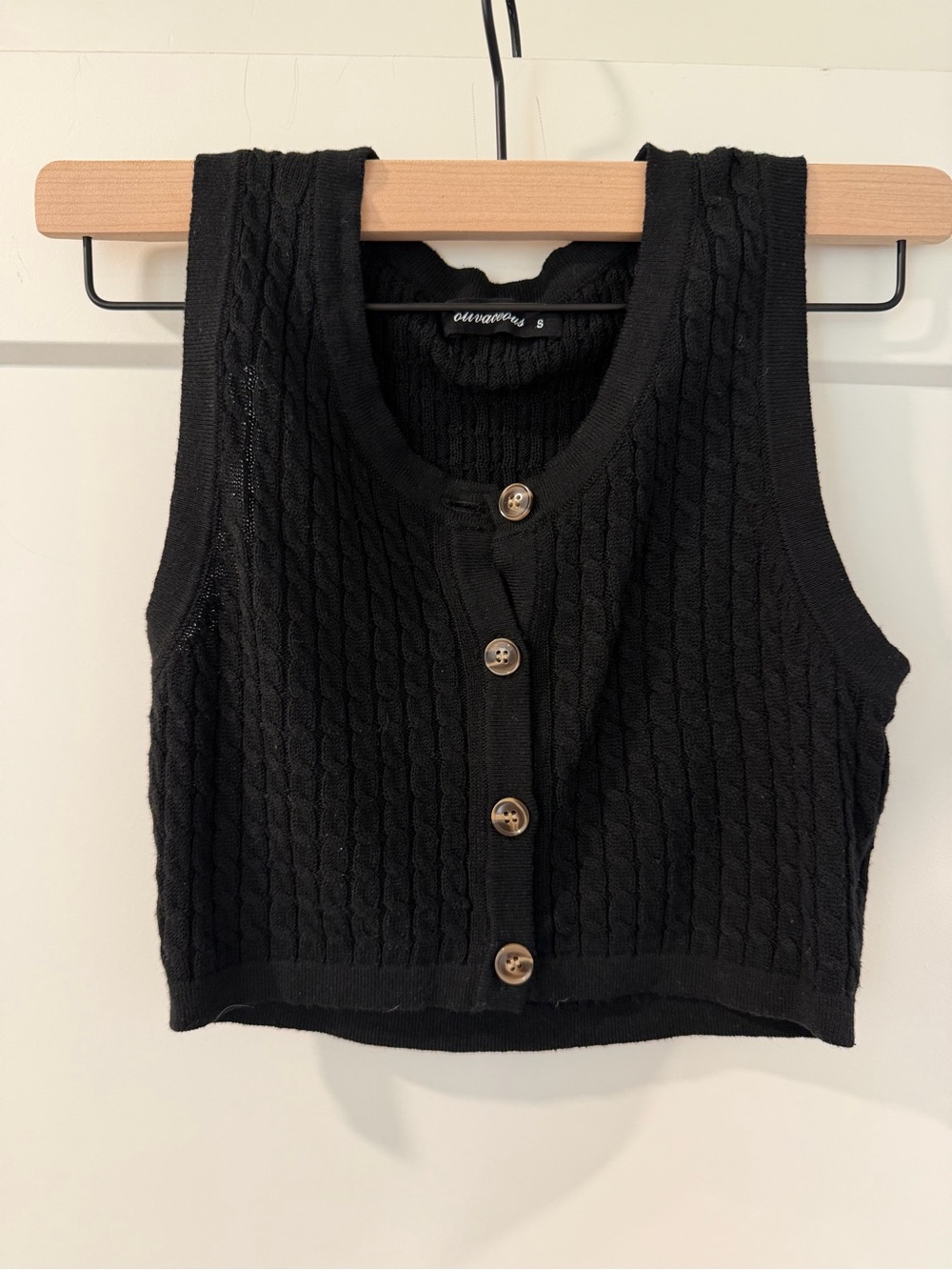 Oliviaceous Black Cable-Knit Cropped Button Tank